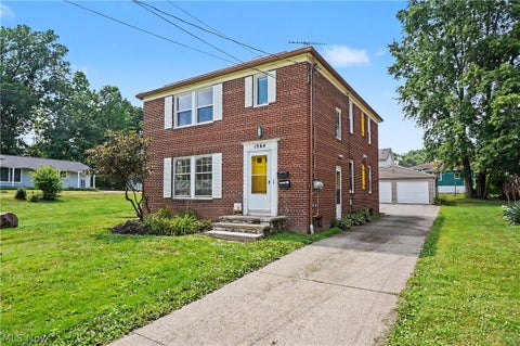 Tiny photo for 1864 13th Street, Cuyahoga Falls, OH 44223 (MLS # 5238910)