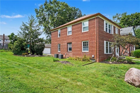 Tiny photo for 1864 13th Street, Cuyahoga Falls, OH 44223 (MLS # 5238910)