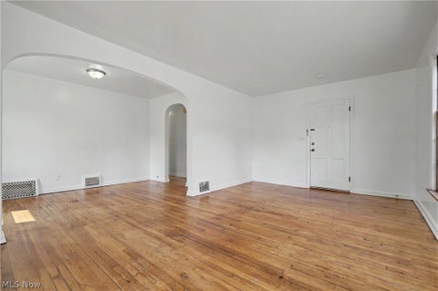 Tiny photo for 1864 13th Street, Cuyahoga Falls, OH 44223 (MLS # 5238910)
