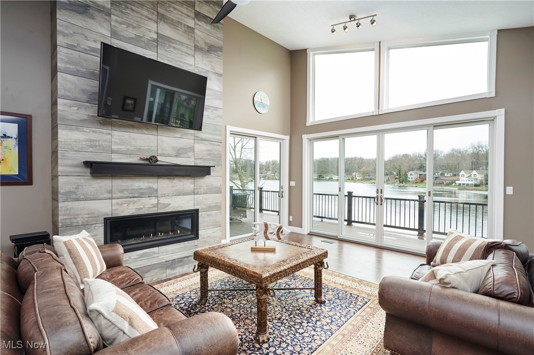 Hower Lake - Residential