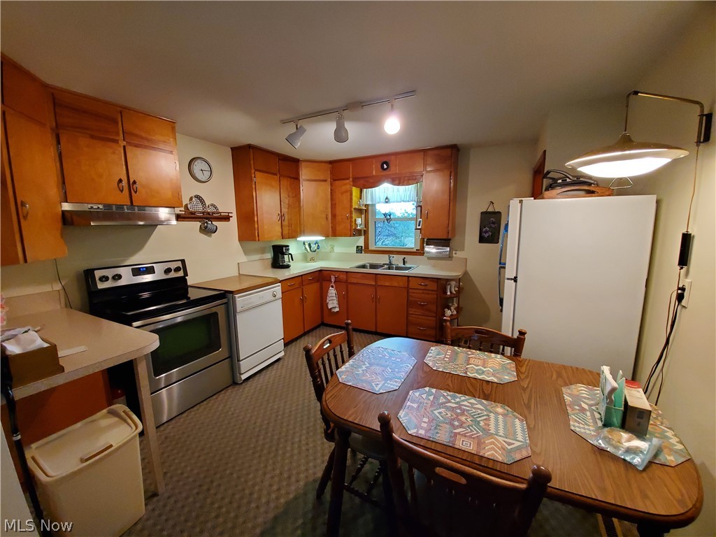 Village/Andover - Residential