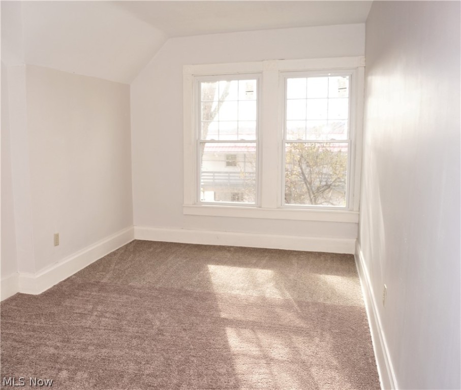 Village/Minerva - Residential