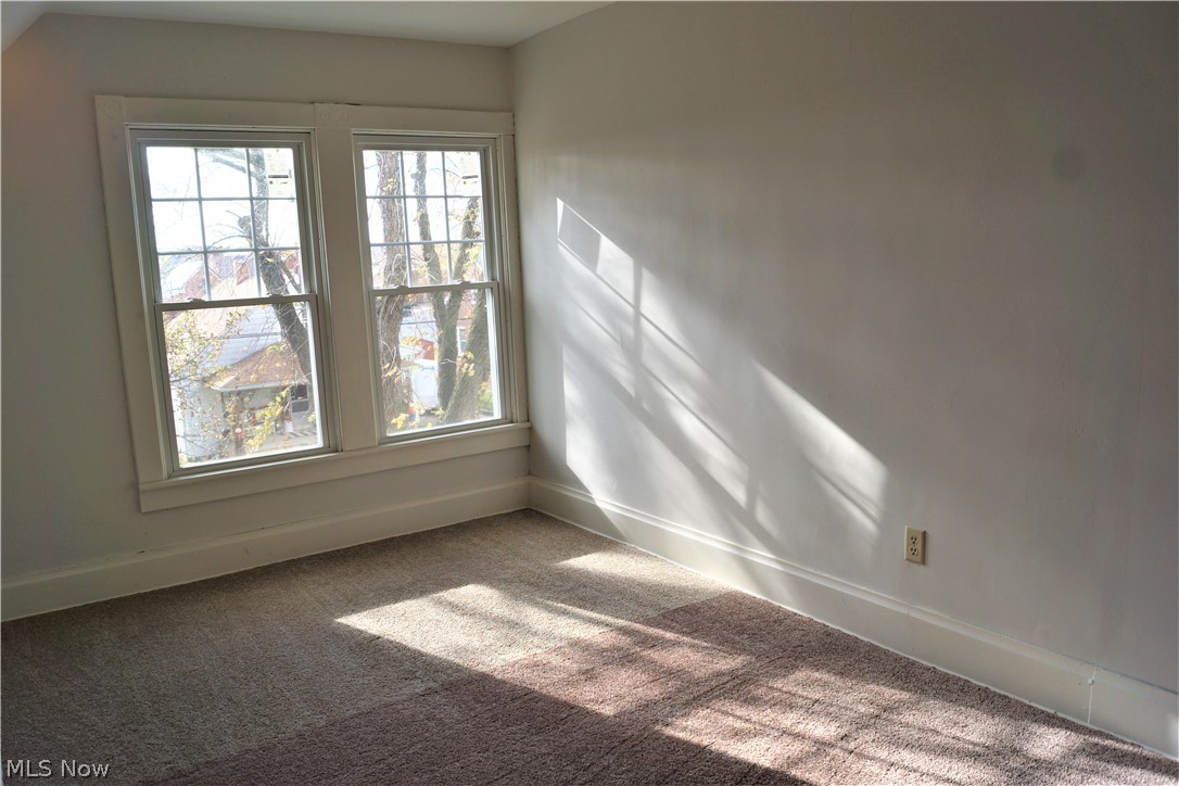 Village/Minerva - Residential