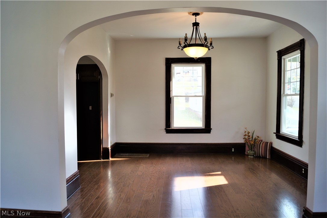 Village/Minerva - Residential