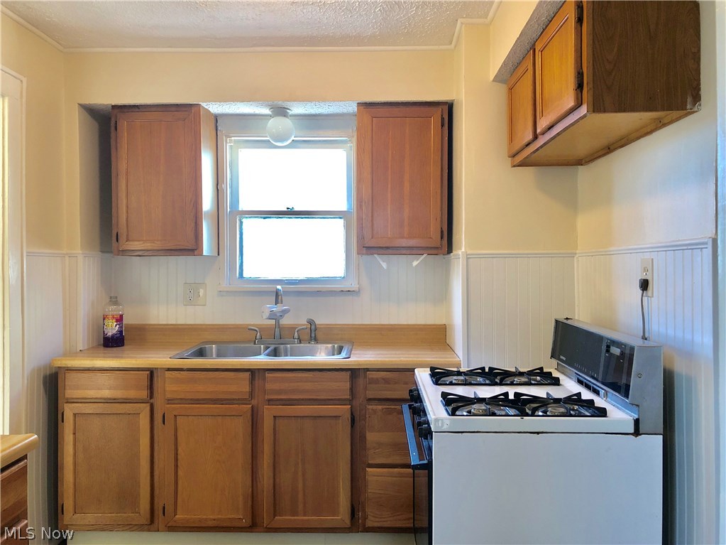 Preston Heights - Residential Lease