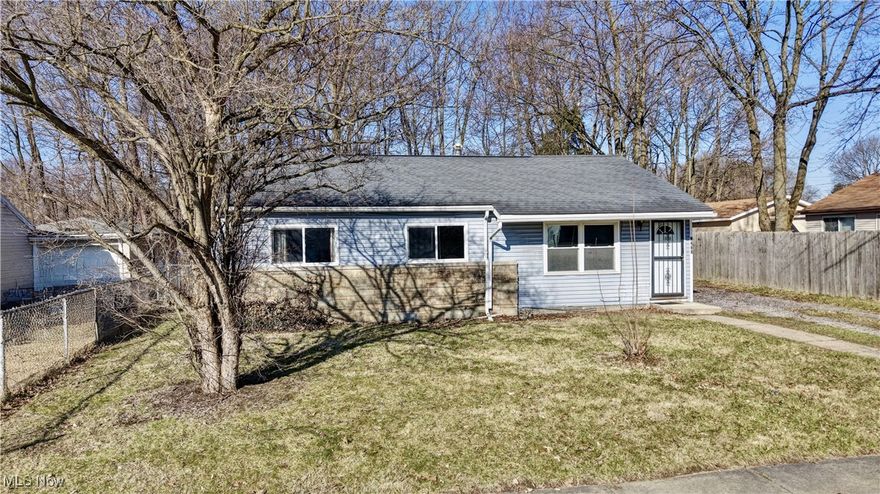 Welcome to this 3 bedroom 1 bathroom Ranch home in Akron. This home is perfect for someone looking for a home they would like to fix up or an Investor looking to add to their portfolio. Sitting central to highway access and minutes from shopping. Don't miss this opportunity to schedule your own showing today!