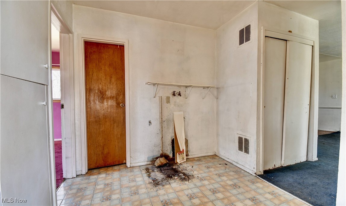 Young L A - Residential