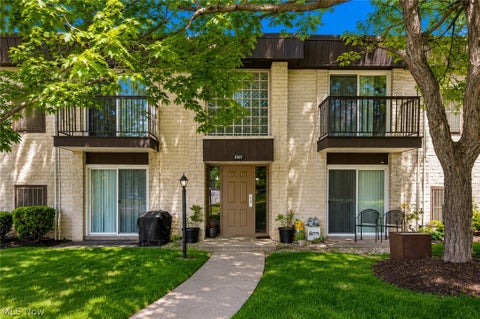Condo For Sale - 8507 N Akins Rd #102<br/> North Royalton, OH 44133