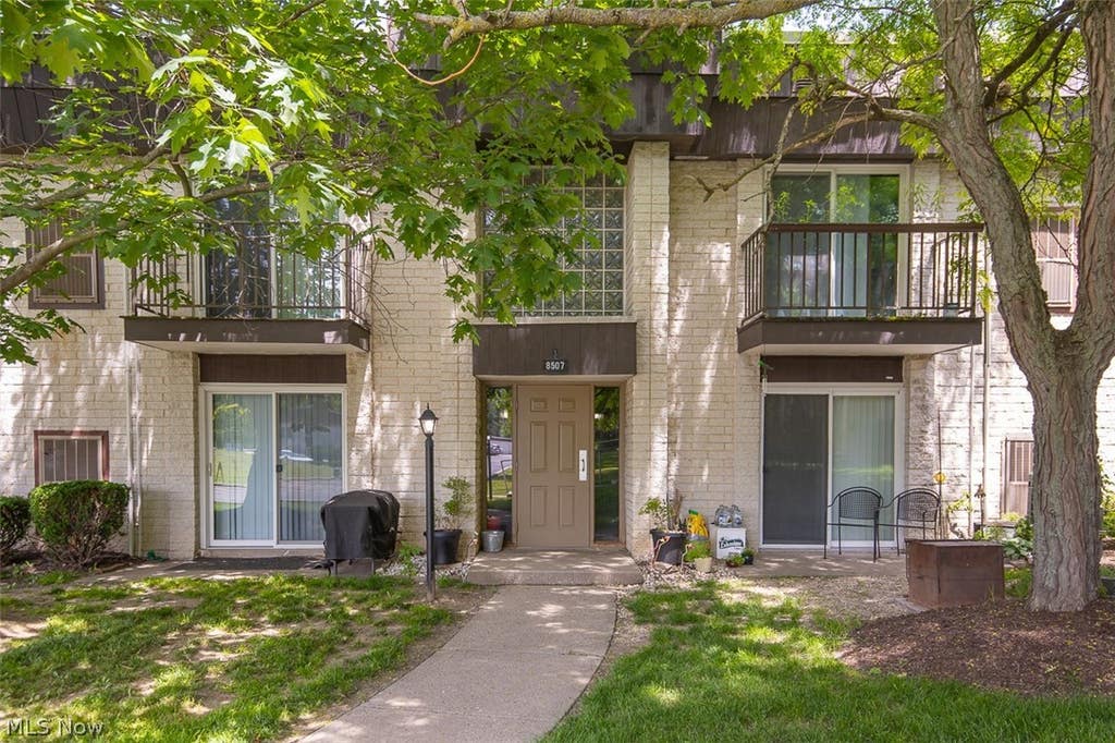 Photo of 8507 N Akins RD #102, North Royalton, OH 44133 (MLS # 5216163)