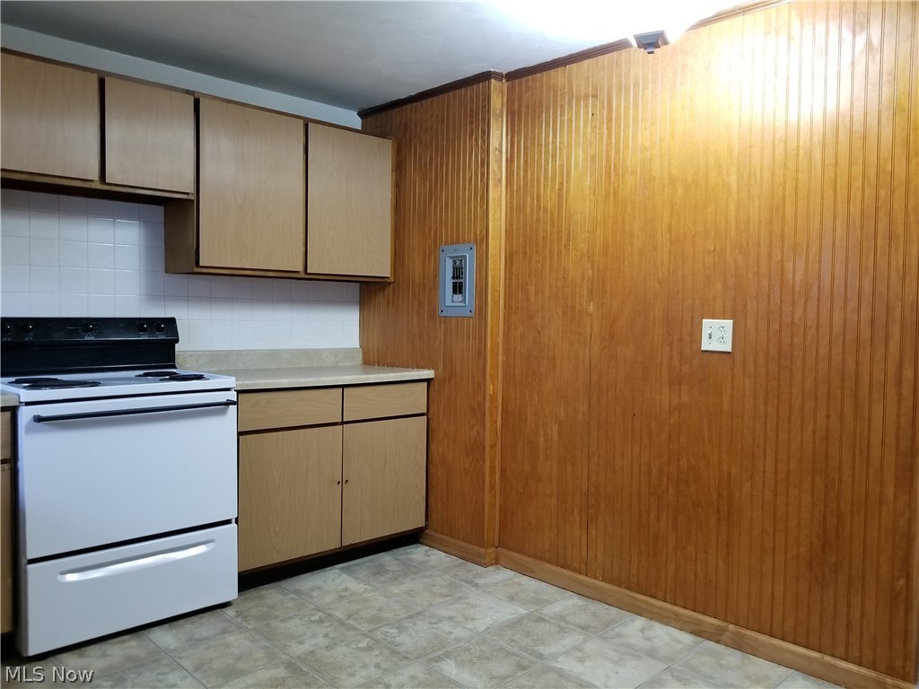 Lancaster Estates - Residential Lease