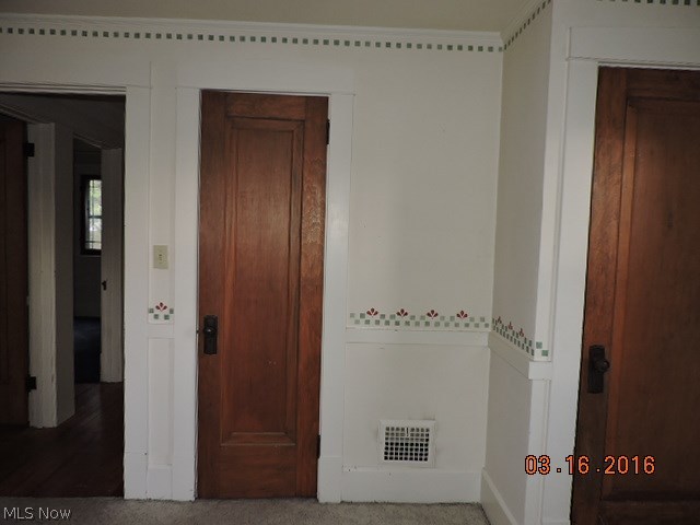 Ewing Realty Co - Residential