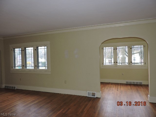 Ewing Realty Co - Residential