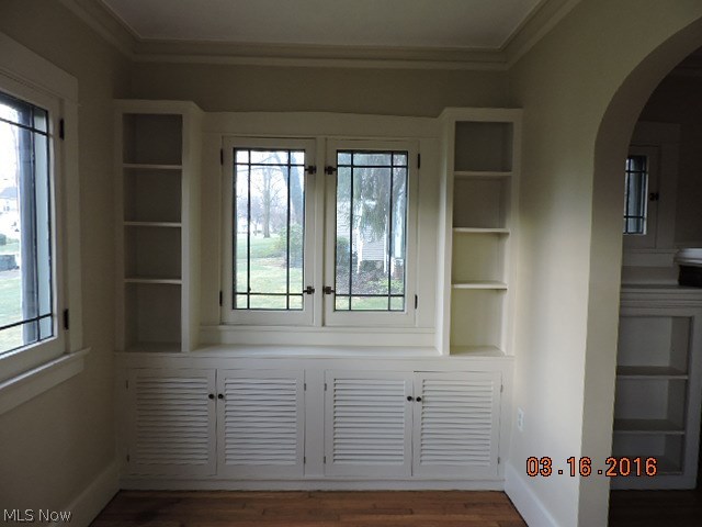 Ewing Realty Co - Residential