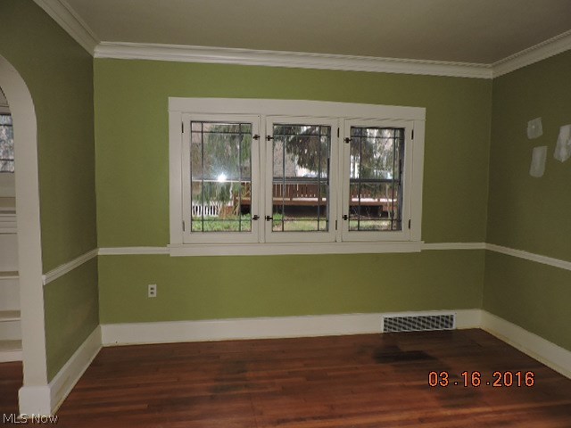 Ewing Realty Co - Residential