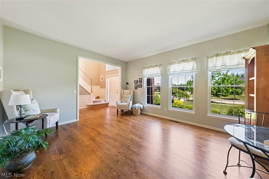 Photo of 3976 Truxton Place, Avon, OH 44011 (MLS # 5223092)