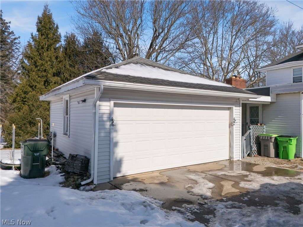 Photo of 503 19th Street NW, Massillon, OH 44647 (MLS # 5186937)