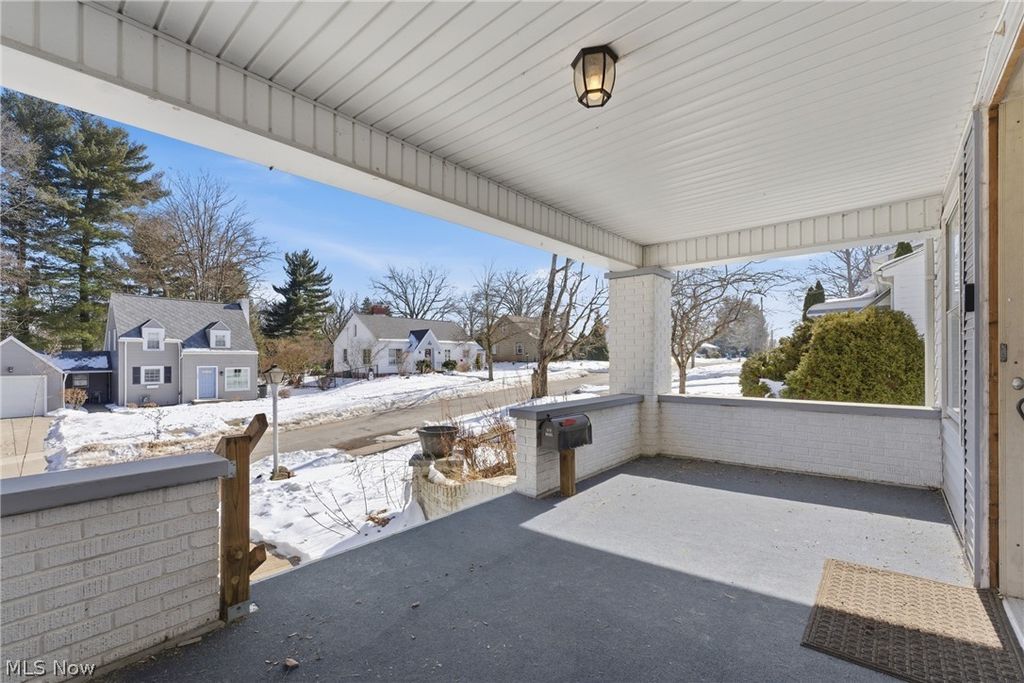 Photo of 503 19th Street NW, Massillon, OH 44647 (MLS # 5186937)