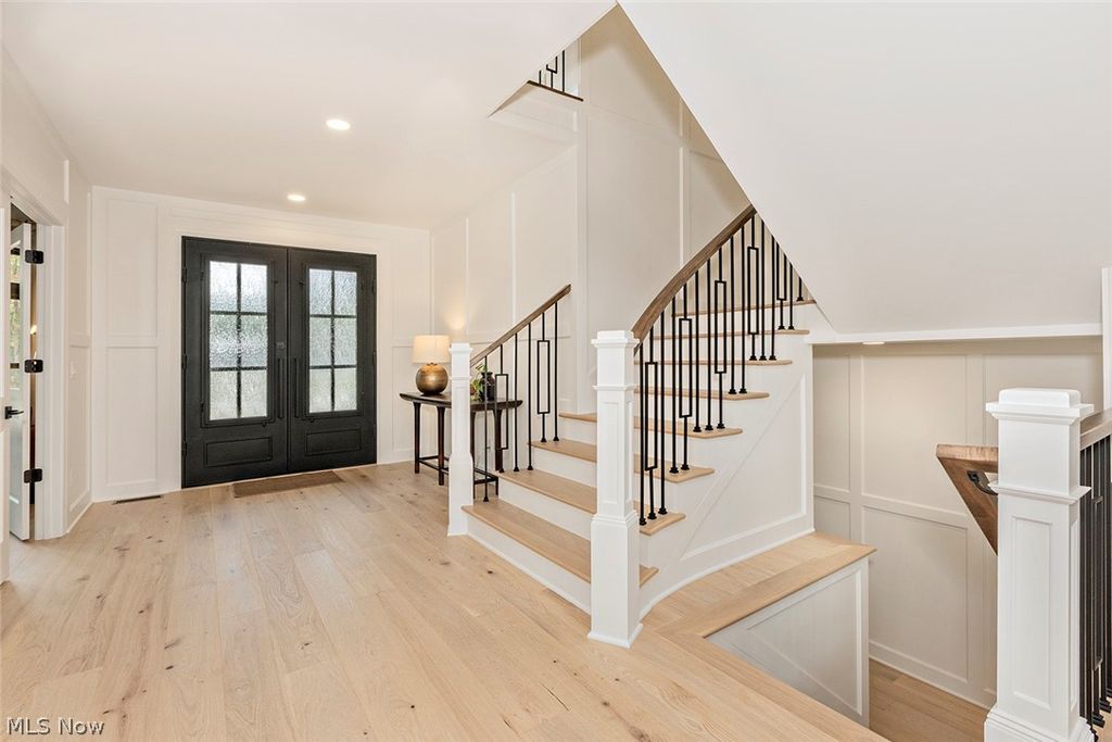 Photo of 3376 Kersdale Road, Pepper Pike, OH 44124 (MLS # 5211218)