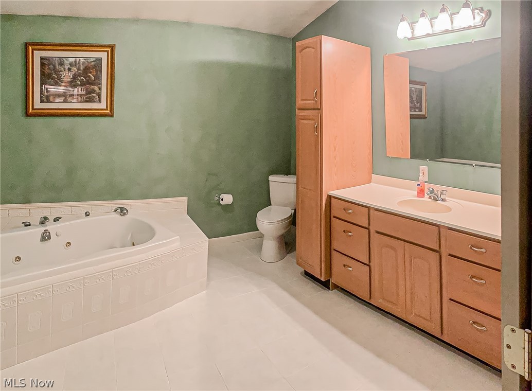 Connecticut Western Reserve - Residential