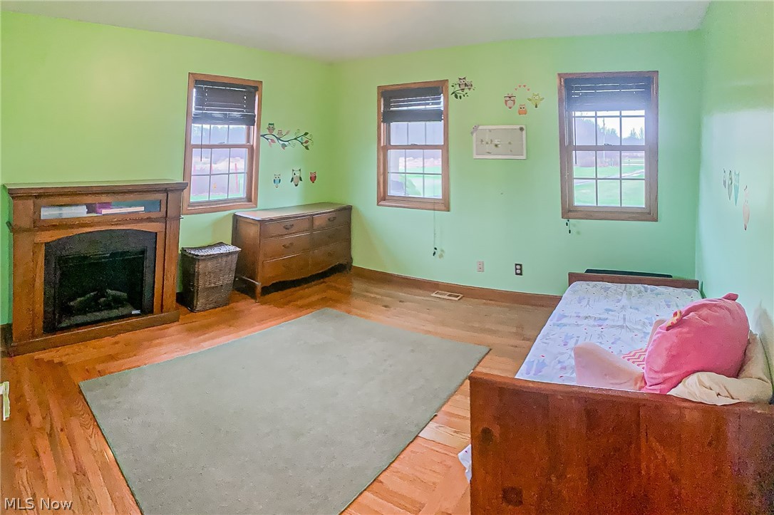 Connecticut Western Reserve - Residential