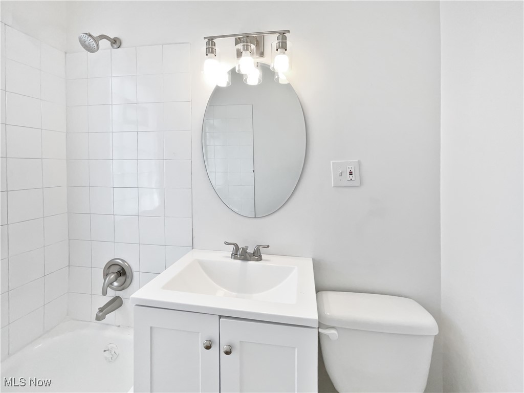 4033 W 158th Street, Cleveland, Ohio image 7