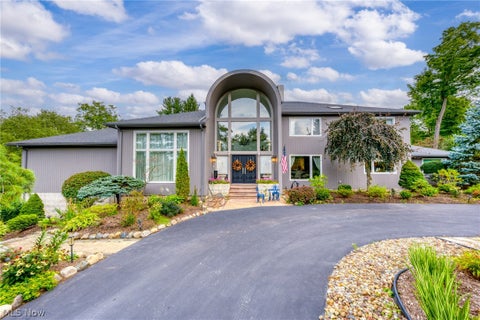 Photo for 8 Pebblebrook Lane