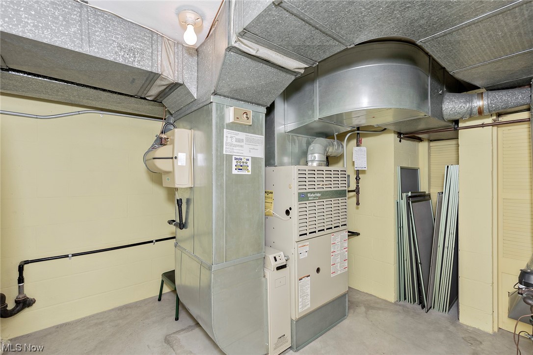 Ainsworth Country Estates Inc - Residential