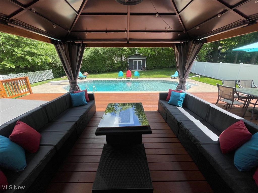 Port Merr Ridge - Residential