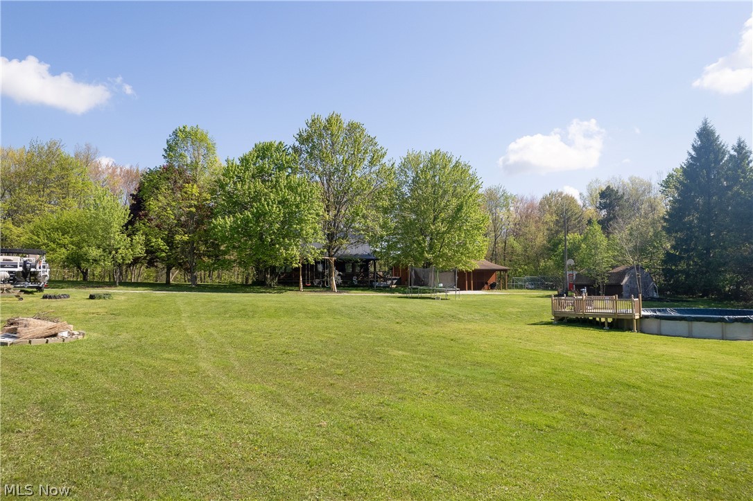 BROWNS ADD TO SHERMAN WOOD ESTS LOT 5 - Residential