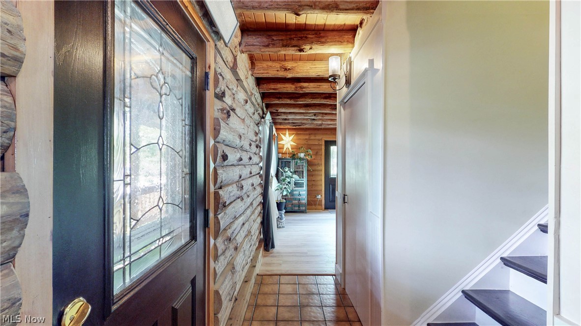 BROWNS ADD TO SHERMAN WOOD ESTS LOT 5 - Residential