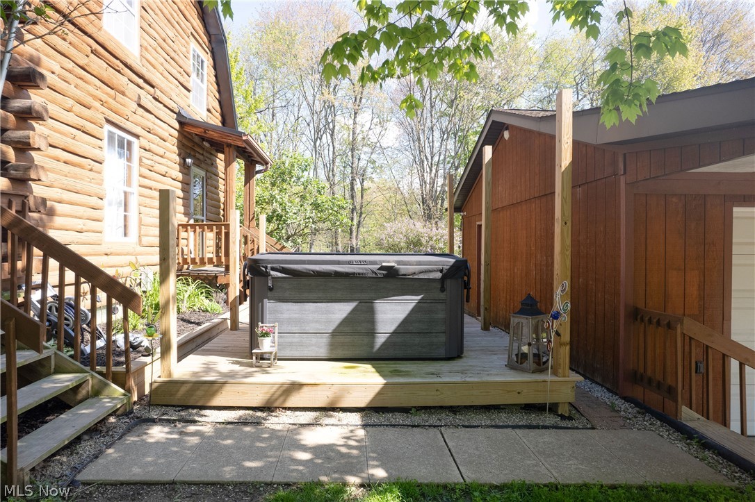BROWNS ADD TO SHERMAN WOOD ESTS LOT 5 - Residential