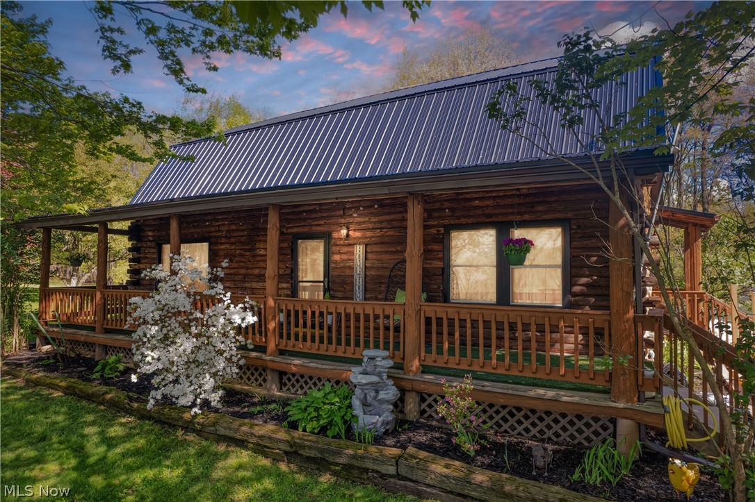 BROWNS ADD TO SHERMAN WOOD ESTS LOT 5 - Residential
