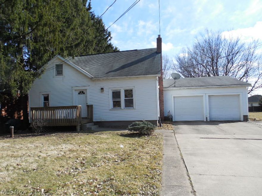 Selling AS - IS.  Proof of funds or preapproval letter must accompany all offers.  Home could have a mother-in-law suite or could be used as a rental.  Tandem garage holds up to 4 cars.