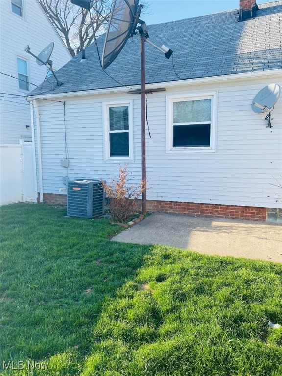 8011 Bertha Avenue, Parma, Ohio image 2