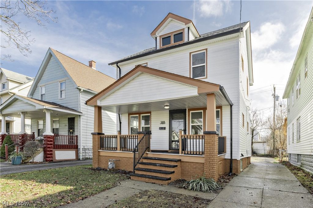 Photo of 3205 E 132nd Street, Cleveland, OH 44120 (MLS # 5191131)