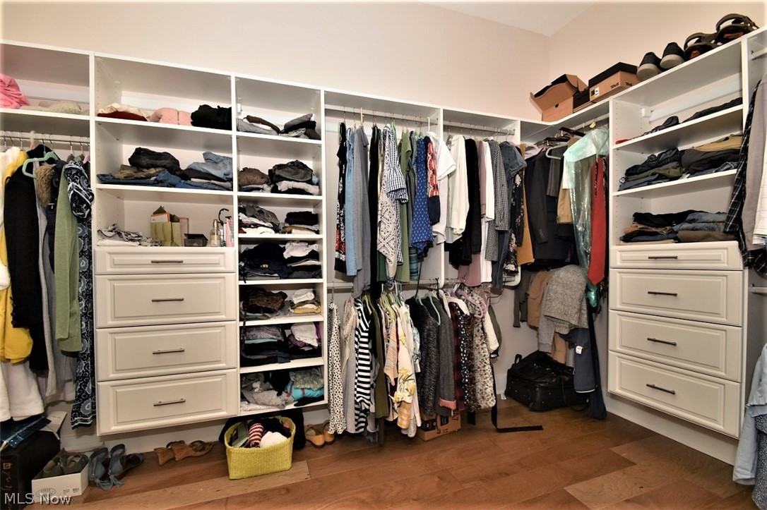 Fairmount Cedar Acres - Residential