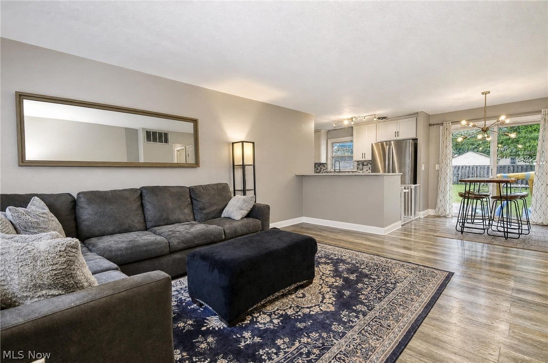652 Iroquois Trail