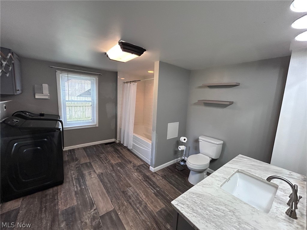 Marietta Square 13 - Residential