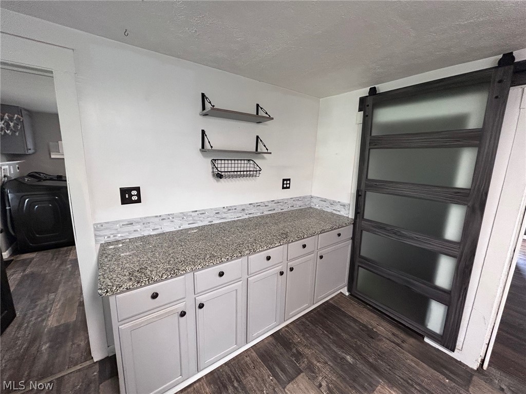 Marietta Square 13 - Residential