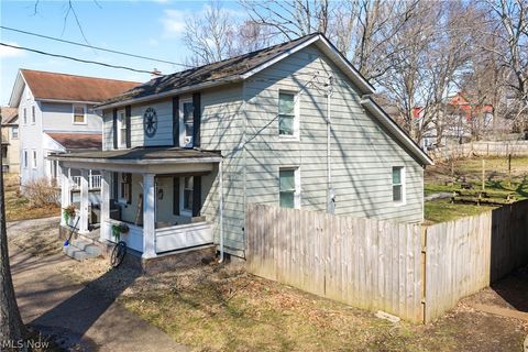 Tiny photo for 712 Front Street, Marietta, OH 45750 (MLS # 5190359)