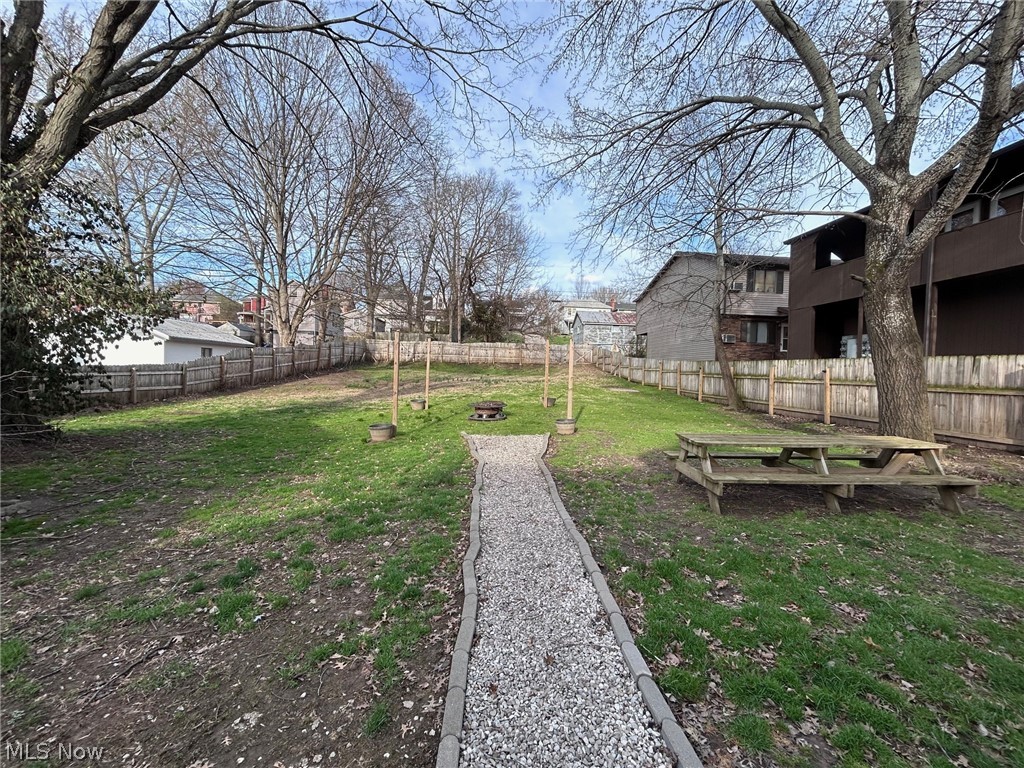 Marietta Square 13 - Residential