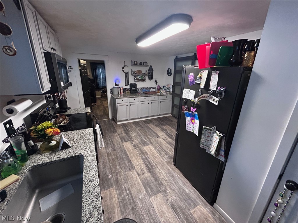 Marietta Square 13 - Residential