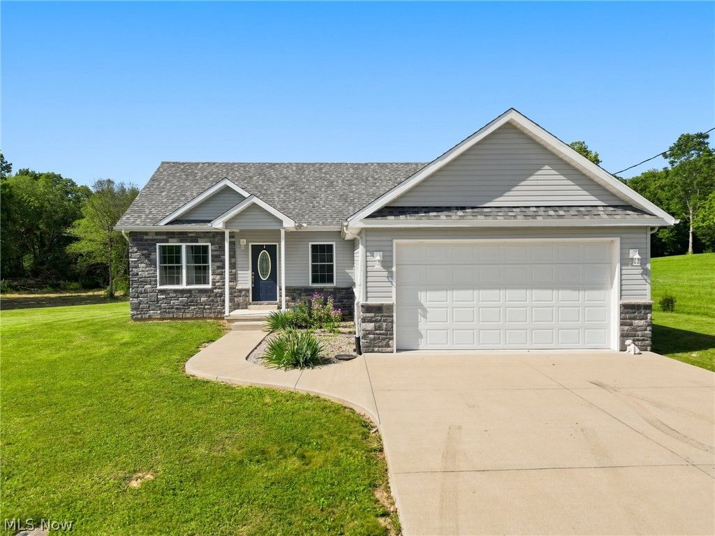 Photo of 12180 Township Rd 8 NE, Crooksville, OH 43731 (MLS # 5223848)