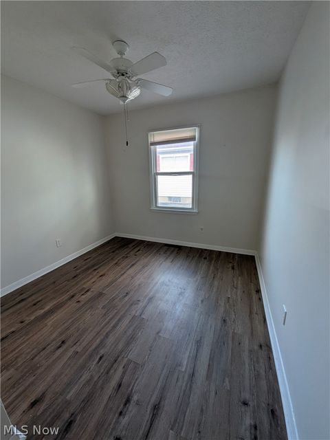 Tiny photo for 549 Delaware Avenue, Elyria, OH 44035 (MLS # 5189748)