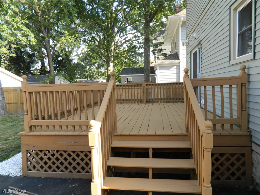 John E Ensigns Lakewood - Residential