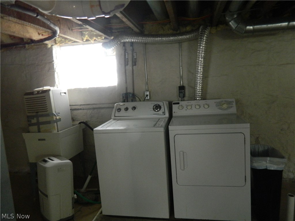 John E Ensigns Lakewood - Residential