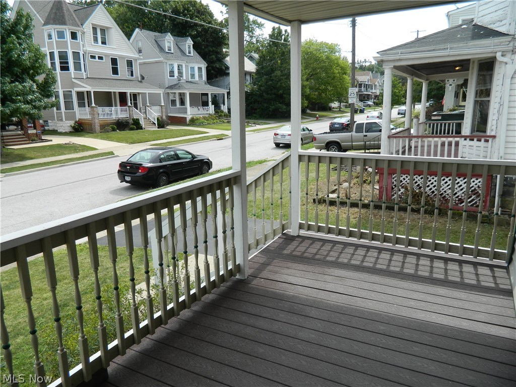 John E Ensigns Lakewood - Residential