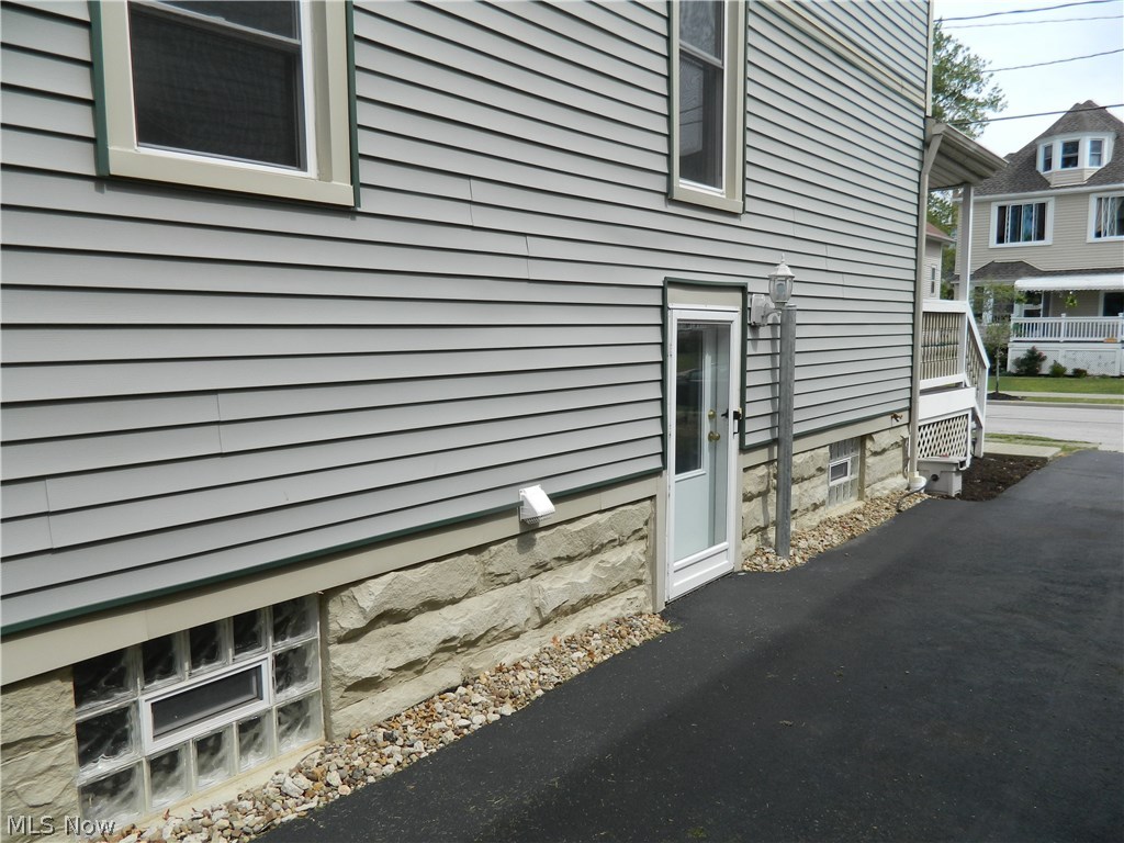 John E Ensigns Lakewood - Residential