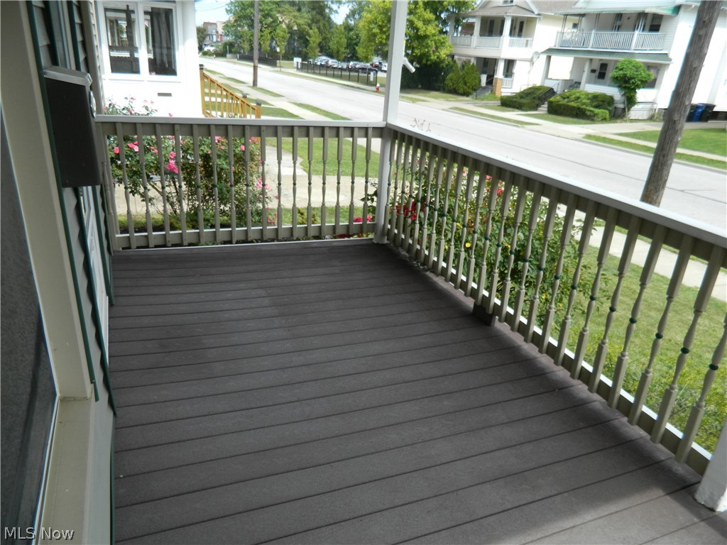 John E Ensigns Lakewood - Residential