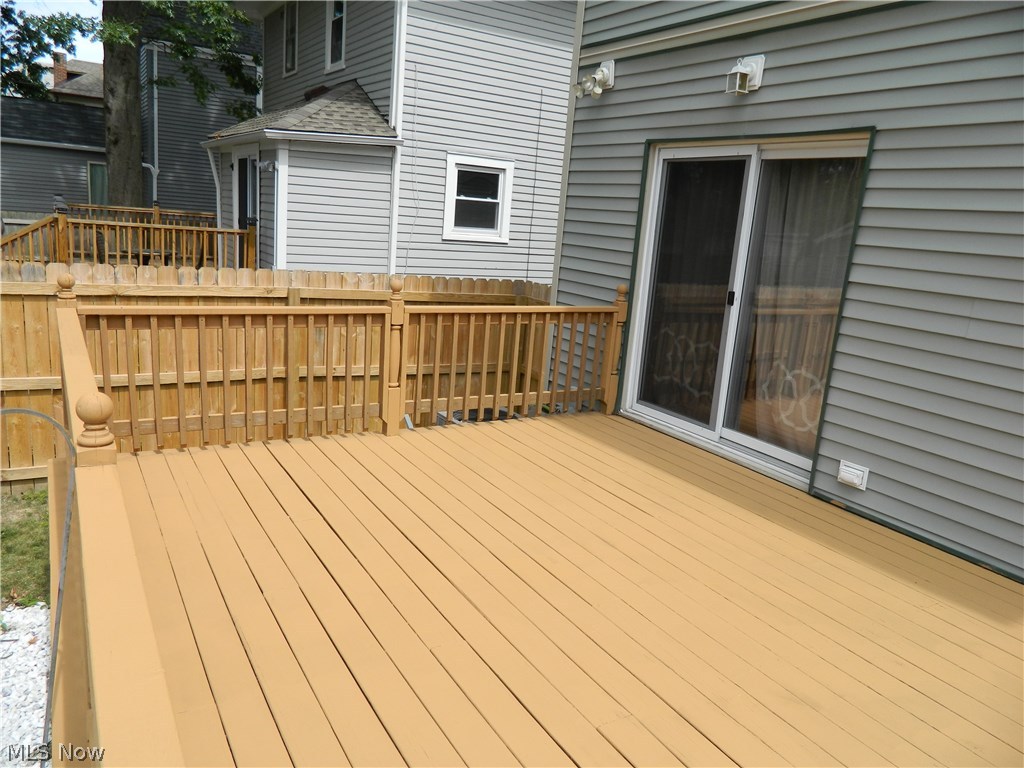 John E Ensigns Lakewood - Residential